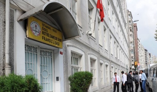 liseler-isyanda-bir-bildiri-de-notre-dame-sion-lisesi-nden-147087-5